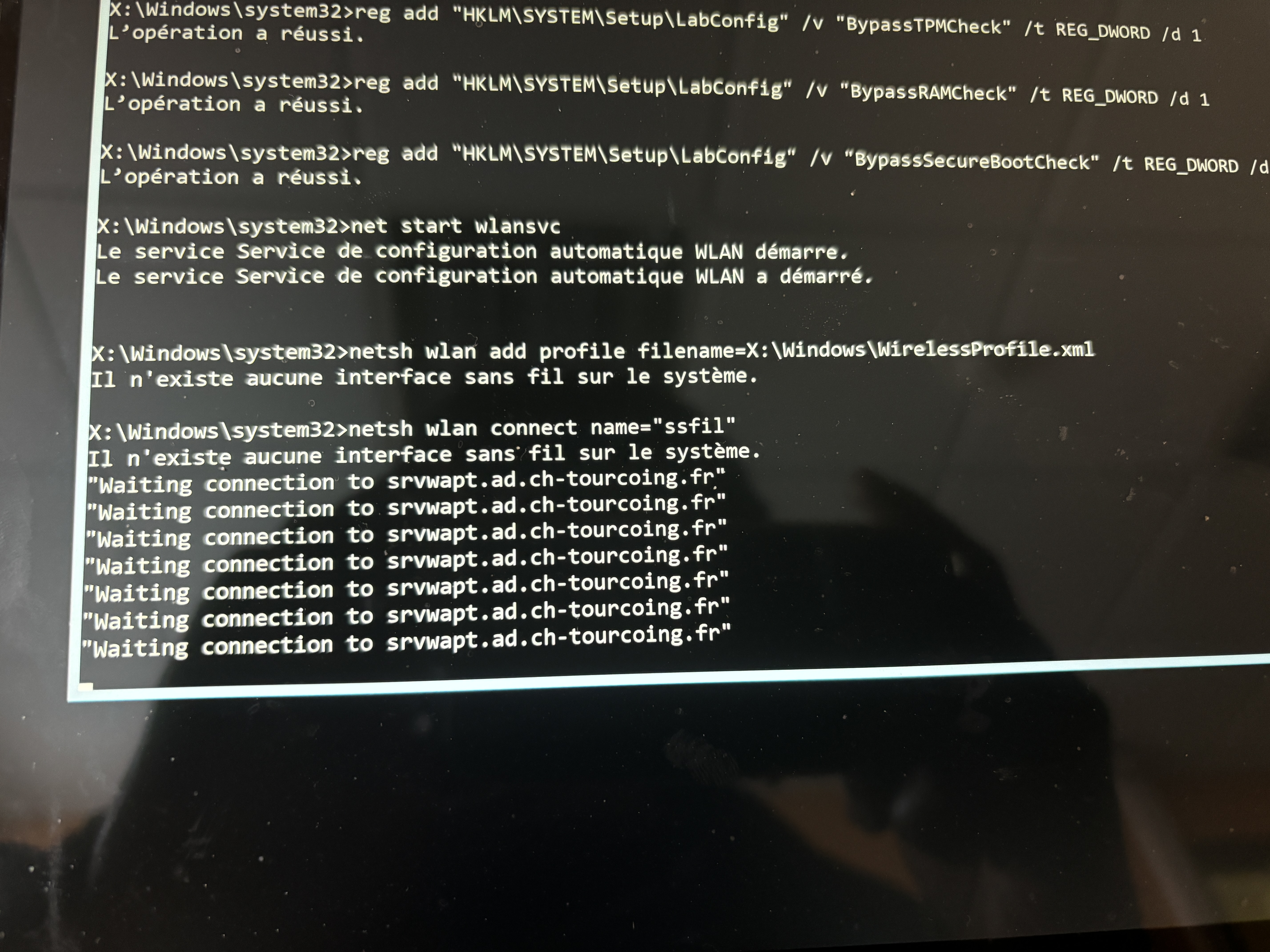 Commandes CMD de contournement TPM RAM SecureBoot lors d un déploiement - connexion srvwapt CH Tourcoing